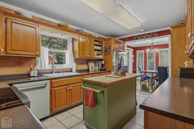 826 E Lakeshore Cove E, Jonesboro, AR 72401