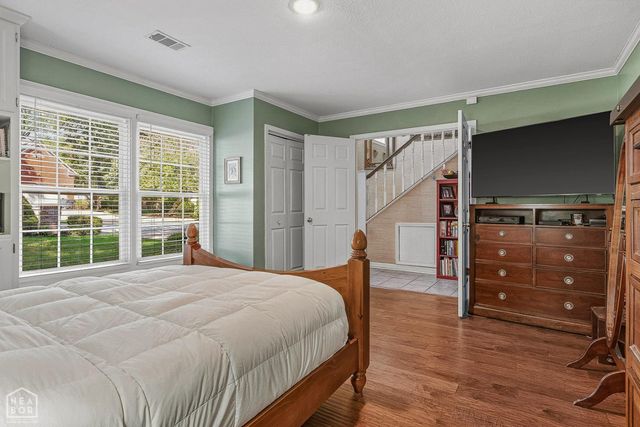 826 E Lakeshore Cove E, Jonesboro, AR 72401