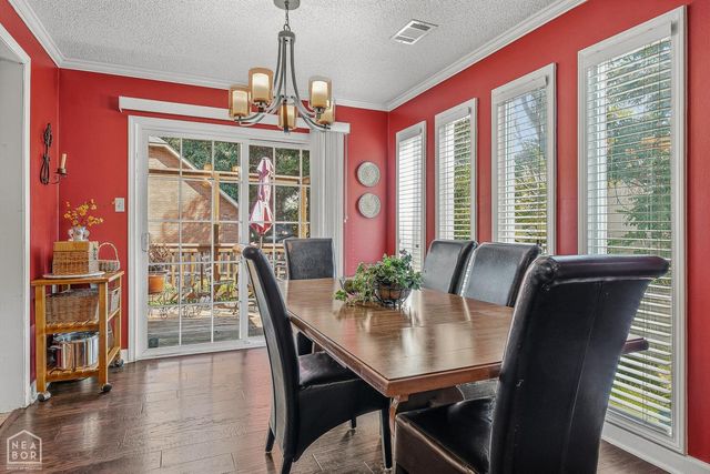 826 E Lakeshore Cove E, Jonesboro, AR 72401