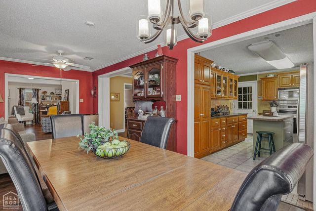 826 E Lakeshore Cove E, Jonesboro, AR 72401