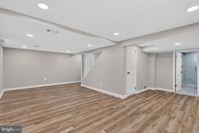 6536 OAKWOOD DR, Falls Church, VA 22041