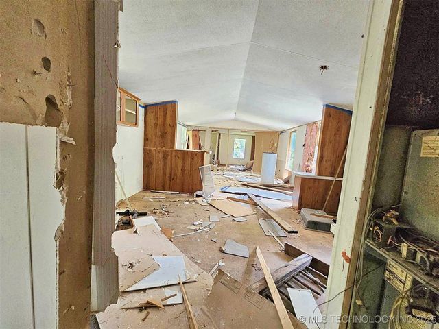 28383 S 568 Road, Welling, OK 74471