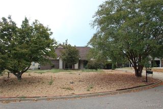 205 Summer Court, Prattville, AL 36066