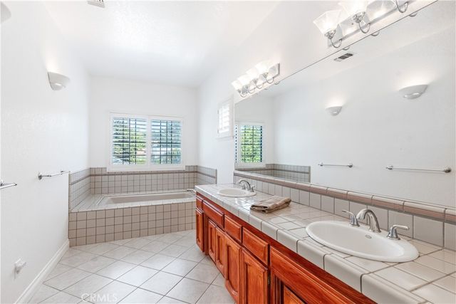 411 Peachtree Lane, Paso Robles, CA 93446