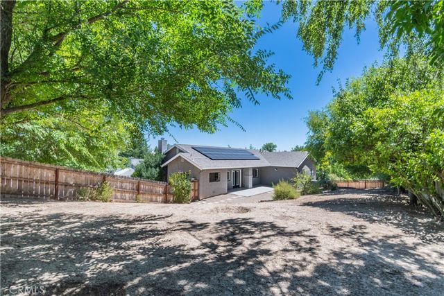 411 Peachtree Lane, Paso Robles, CA 93446