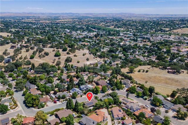 411 Peachtree Lane, Paso Robles, CA 93446