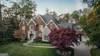 5250 London Drive, Atlanta, GA 30327
