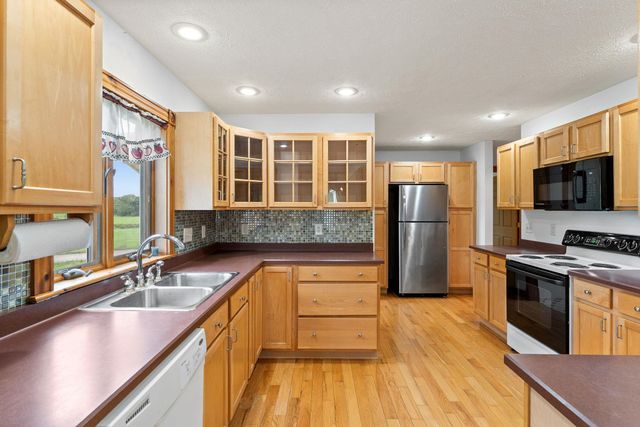 76 Paradee Road, Fairfield, VT 05455