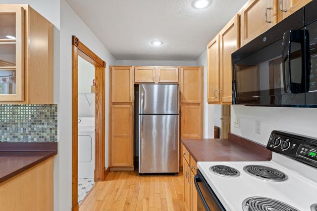 76 Paradee Road, Fairfield, VT 05455