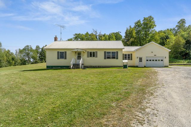 76 Paradee Road, Fairfield, VT 05455