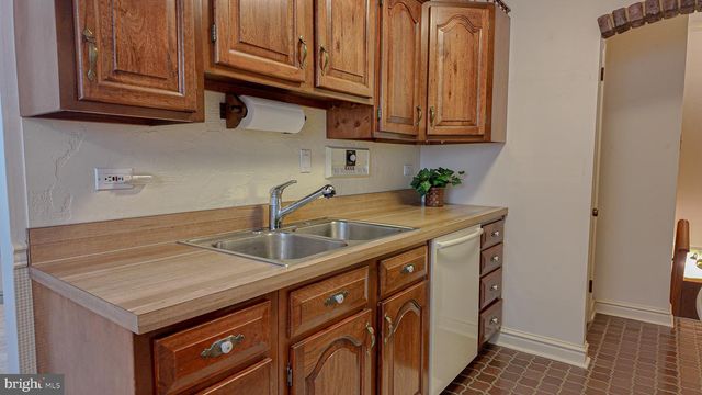 3415 AUBREY AVE, Philadelphia, PA 19114