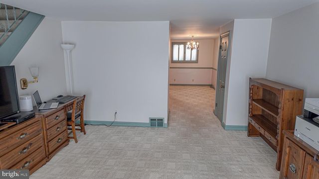 3415 AUBREY AVE, Philadelphia, PA 19114