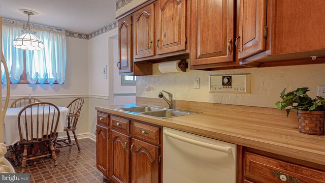 3415 AUBREY AVE, Philadelphia, PA 19114