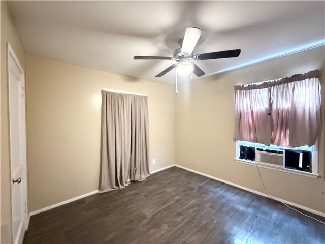 1041 Golla Dr, Corpus Christi, TX 78407