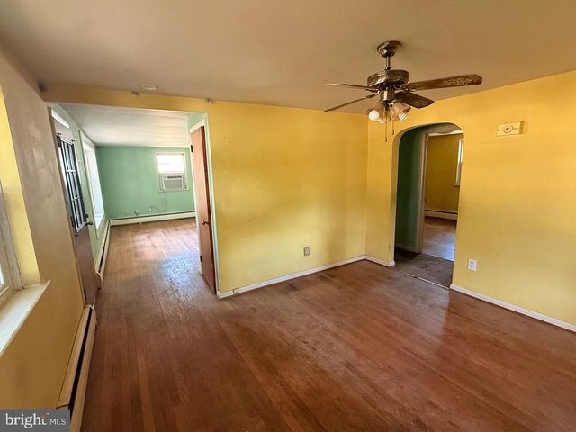 1238 KAUFFMAN RD, Pottstown, PA 19464