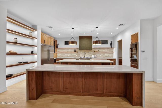 4434 E Mitchell Drive, Phoenix, AZ 85018