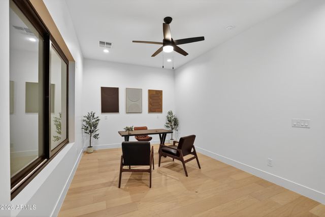 4434 E Mitchell Drive, Phoenix, AZ 85018