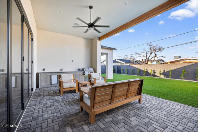 4434 E Mitchell Drive, Phoenix, AZ 85018