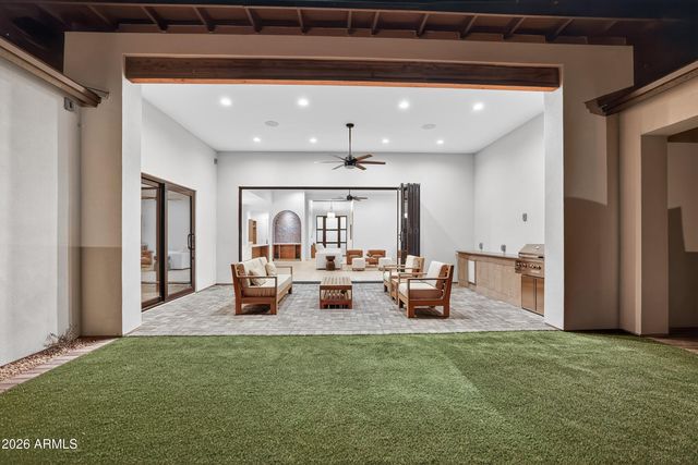 4434 E Mitchell Drive, Phoenix, AZ 85018