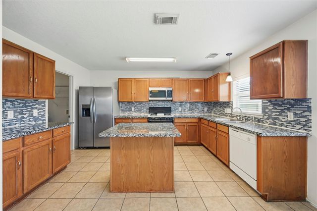 14954 Sugar Sands Drive, Sugar Land, TX 77498