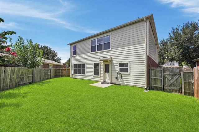 14954 Sugar Sands Drive, Sugar Land, TX 77498