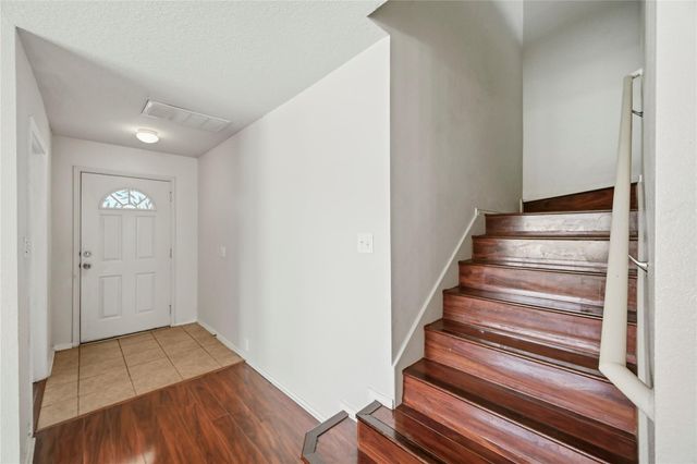 14954 Sugar Sands Drive, Sugar Land, TX 77498