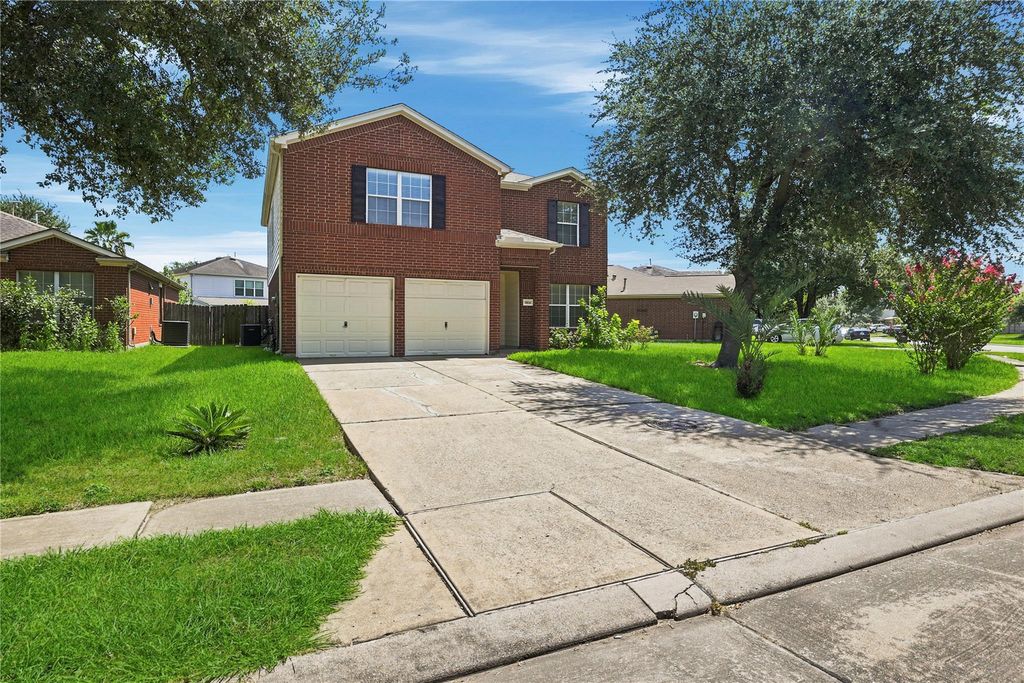 14954 Sugar Sands Drive, Sugar Land, TX 77498