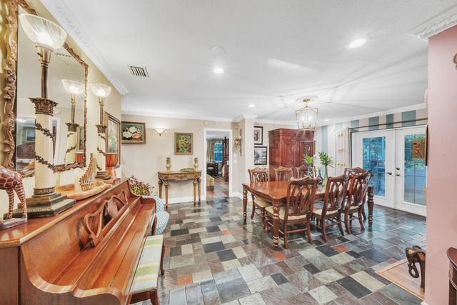1900 SW 87th Avenue, North Lauderdale, FL 33068