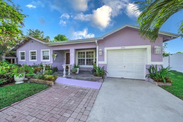 1900 SW 87th Avenue, North Lauderdale, FL 33068