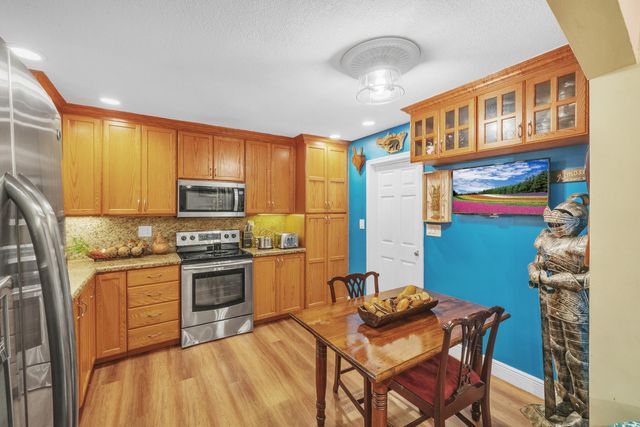 1900 SW 87th Avenue, North Lauderdale, FL 33068