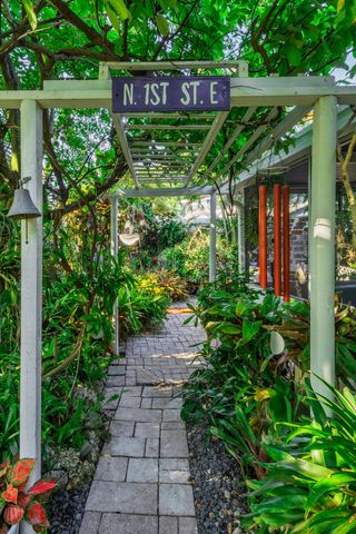 1900 SW 87th Avenue, North Lauderdale, FL 33068