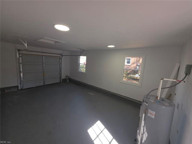 2213 Springdale RD, Chesapeake, VA 23323