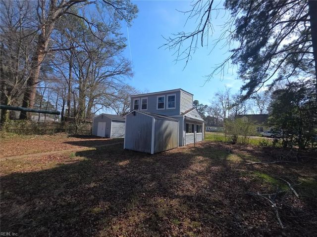 2213 Springdale RD, Chesapeake, VA 23323