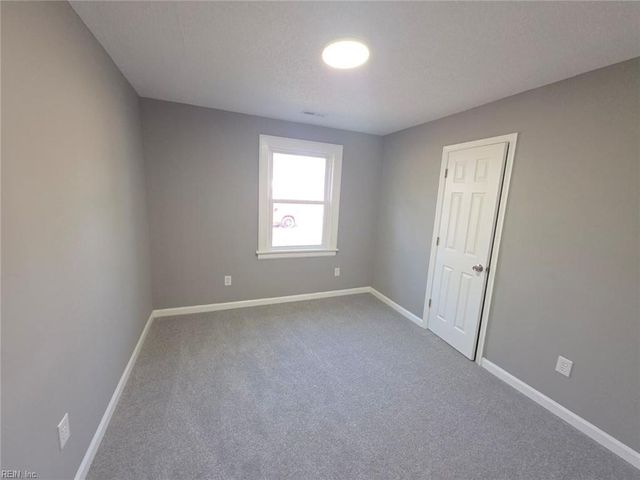 2213 Springdale RD, Chesapeake, VA 23323