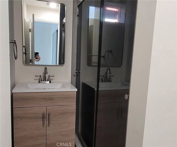 1630 MIDDLETON Place, Los Angeles, CA 90062
