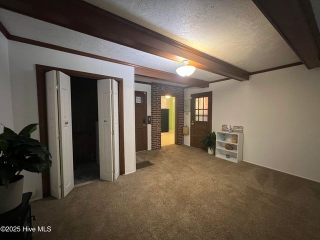 245 S Hillcrest Drive, Goldsboro, NC 27534