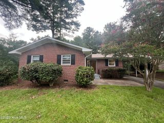 245 S Hillcrest Drive, Goldsboro, NC 27534