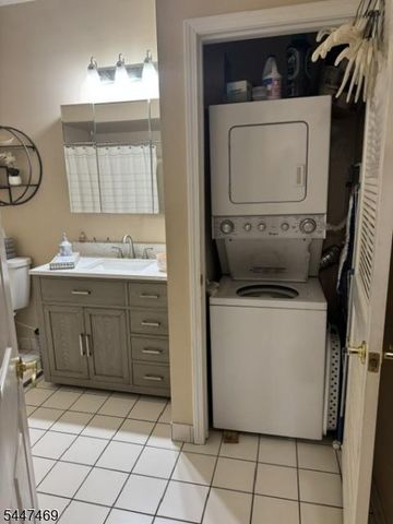 5409 Richmond Rd 409, West Milford Twp., NJ 07480