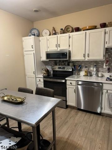 5409 Richmond Rd 409, West Milford Twp., NJ 07480