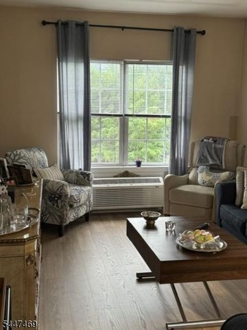 5409 Richmond Rd 409, West Milford Twp., NJ 07480
