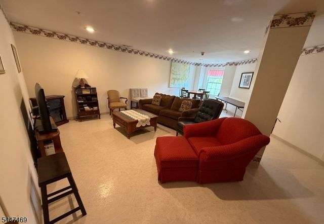 5409 Richmond Rd 409, West Milford Twp., NJ 07480
