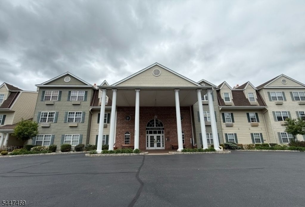 5409 Richmond Rd 409, West Milford Twp., NJ 07480 — photo 2