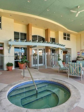 9751 E Bay Harbor Dr 11A, Bay Harbor Islands, FL 33154