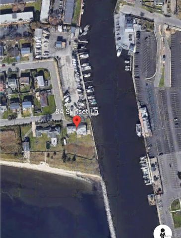 84 Sunset Lane, Patchogue, NY 11772