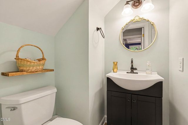 10001 Goodview Court, Raleigh, NC 27613