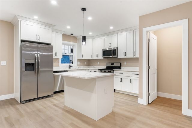 54 Diamond Street, Providence, RI 02907