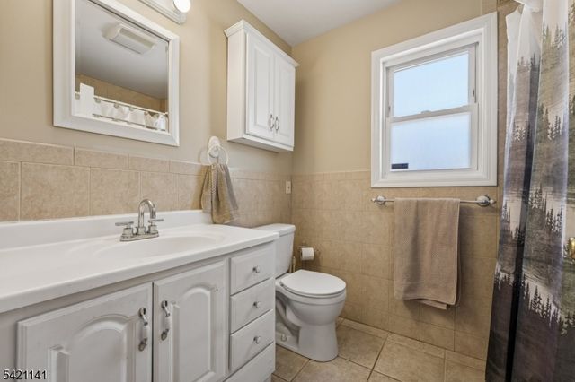 19 Marlin Ave, Pequannock Twp., NJ 07440