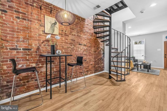 907 8TH ST NE, Washington, DC 20002