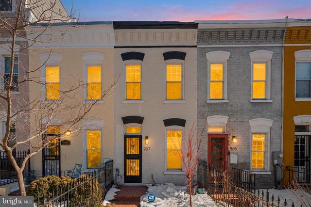 907 8TH ST NE, Washington, DC 20002