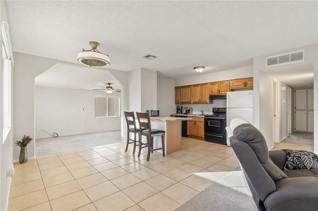 2012 Kingston Drive, Bullhead City, AZ 86442